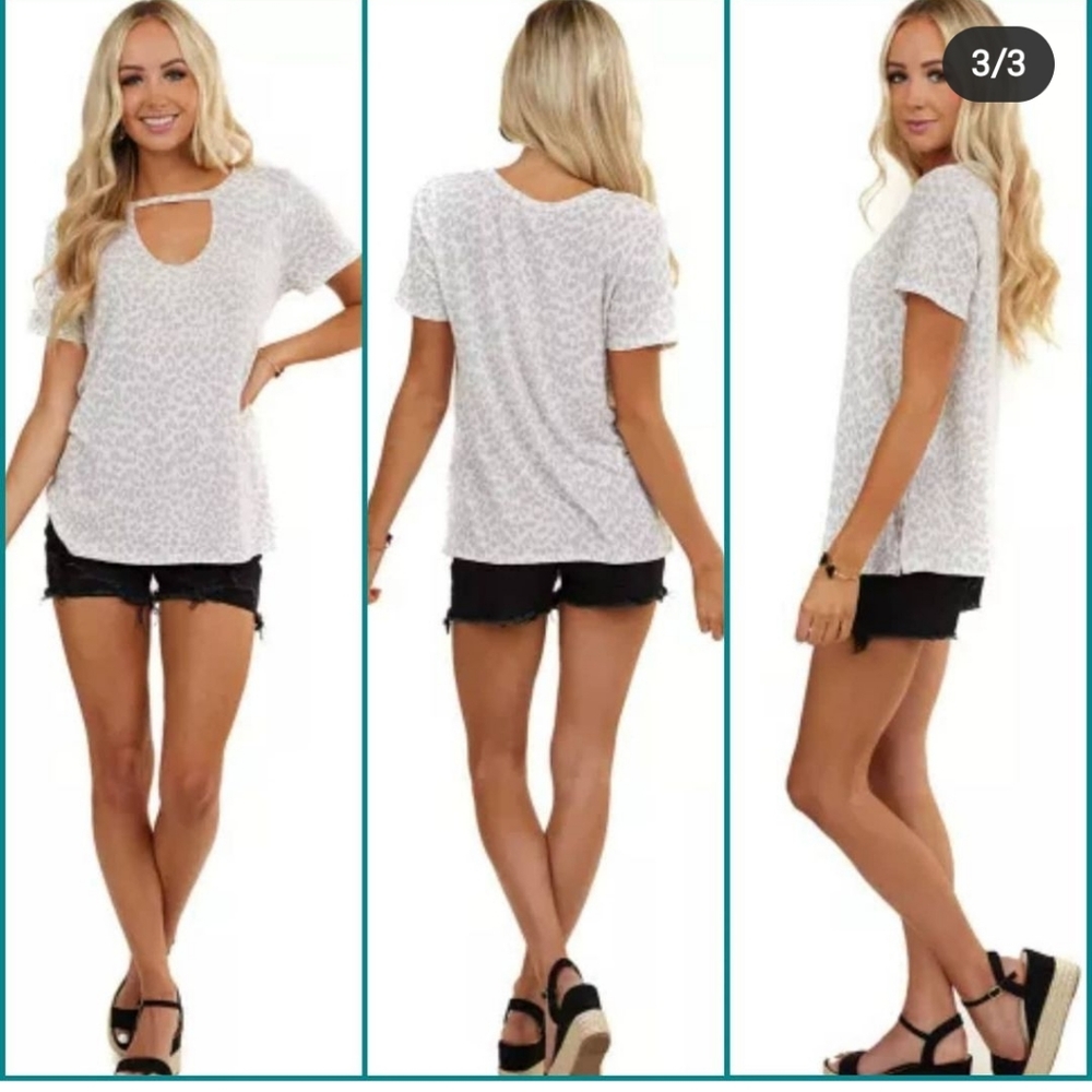 White and gray leopard keyhole top, size medium